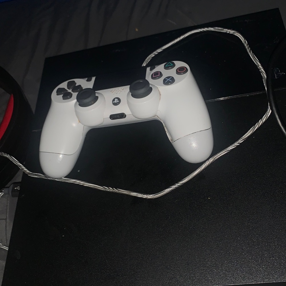 PS4